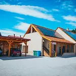 Bogi Kucko, 4* Farkasgyepu